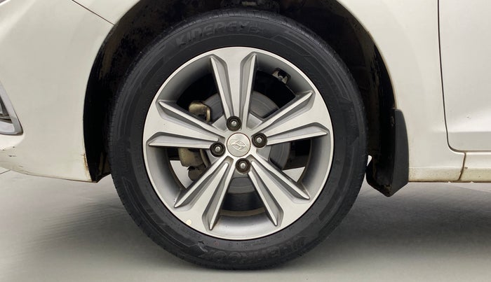 2018 Hyundai Verna 1.6 SX VTVT AT (O), Petrol, Automatic, 74,990 km, Left Front Wheel