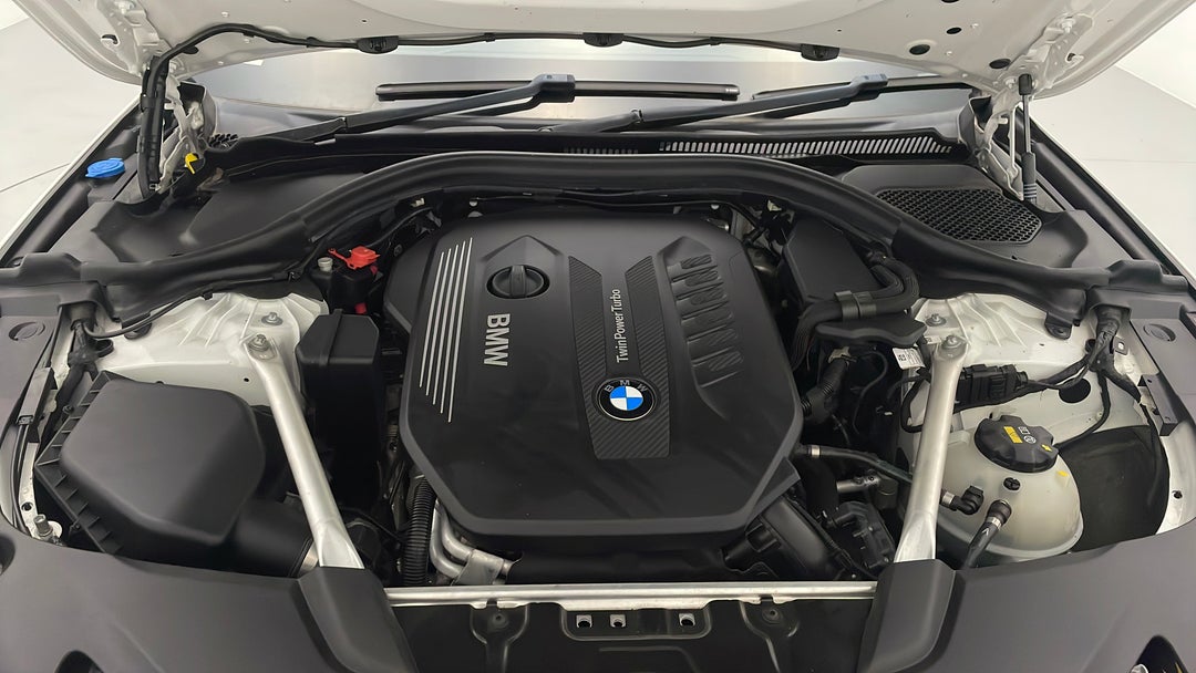 Open Bonnet (Engine)