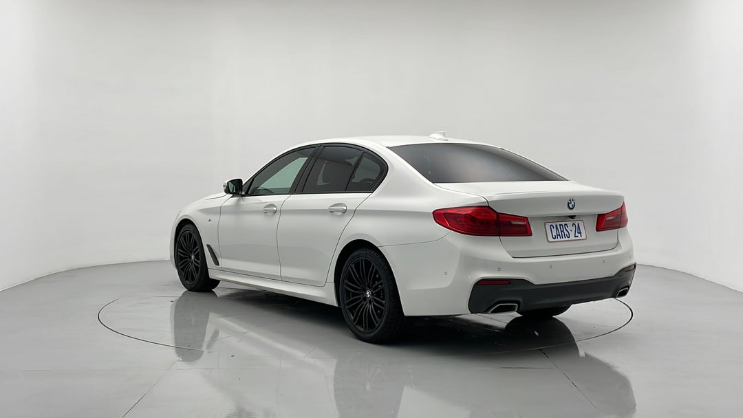 Left Back Diagonal (45- Degree) View