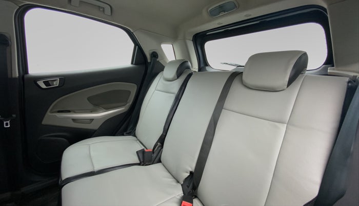 2014 Ford Ecosport 1.5TITANIUM TDCI, Diesel, Manual, 61,387 km, Right Side Door Cabin View