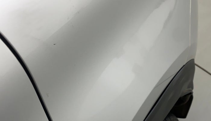2019 Renault TRIBER RXZ, Petrol, Manual, 59,105 km, Left quarter panel - Minor scratches