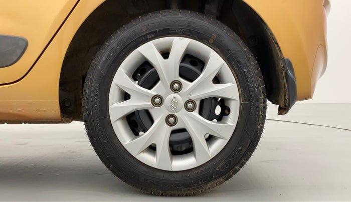 2015 Hyundai Grand i10 SPORTS 1.2 VTVT, Petrol, Manual, 41,143 km, Left Rear Wheel