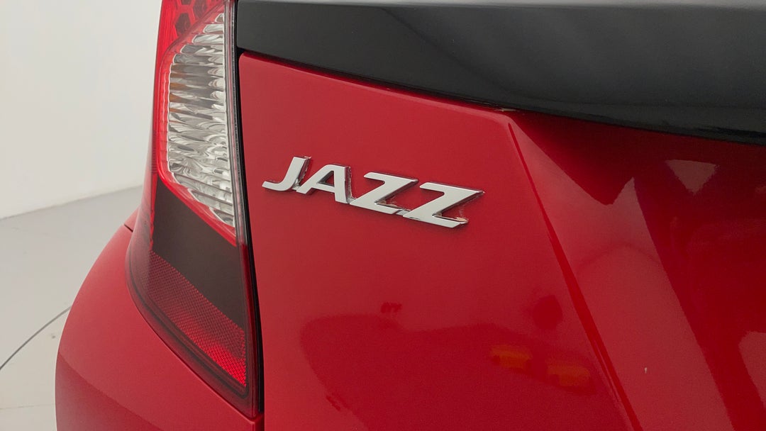 2018 Honda Jazz Vti, Manual, 108864 km, Badge (Boot Left Side)