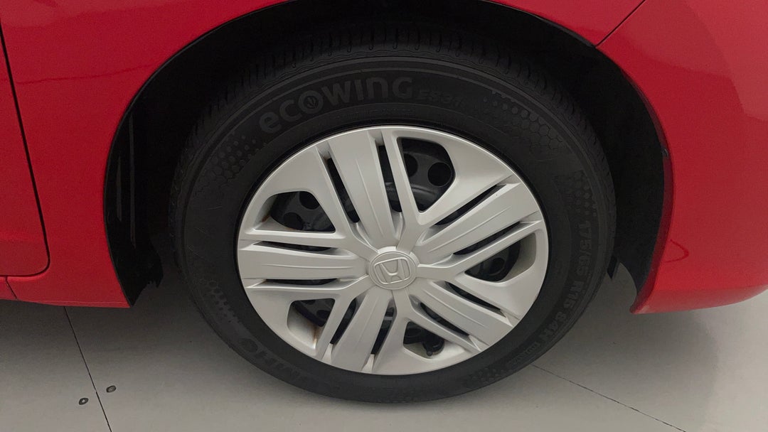 2018 Honda Jazz Vti, Manual, 108864 km, Right Front Wheel