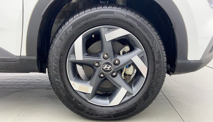 2019 Hyundai VENUE 1.0 TURBO GDI SX+ AT, Petrol, Automatic, 26,448 km, Right Front Wheel