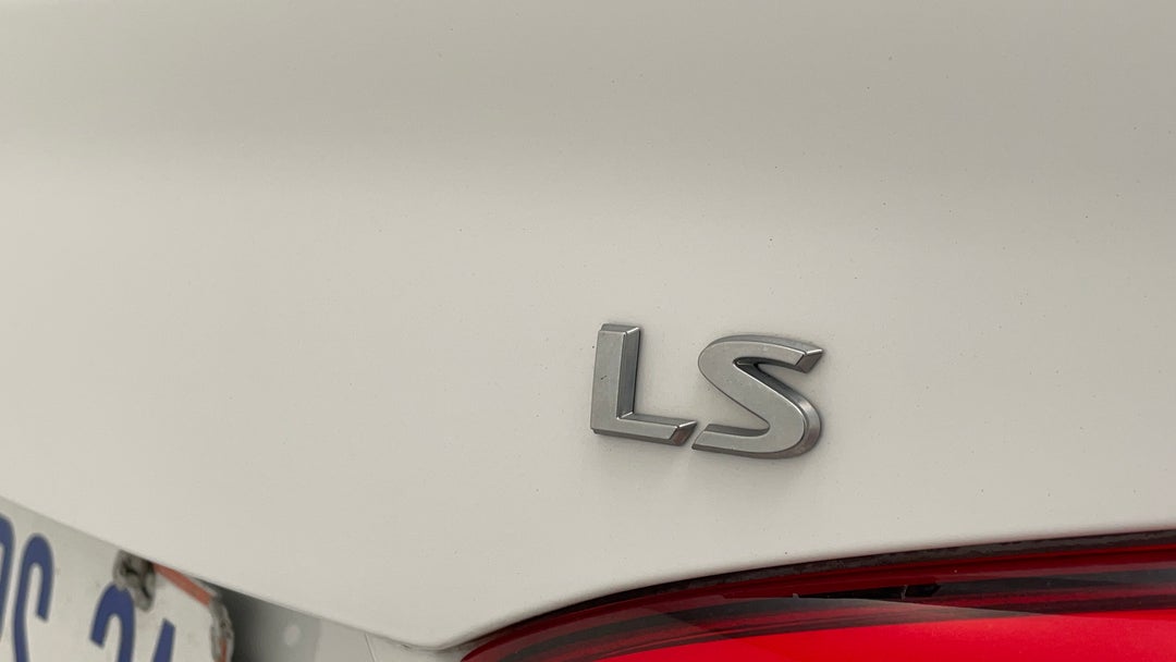 Badge (Boot Right Side)