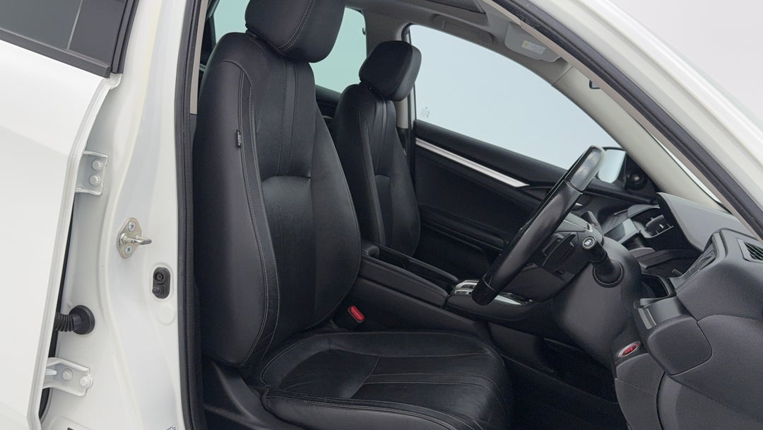 2017 Honda Civic Rs, Automatic, 99960 km, Right Side Front Door Cabin View