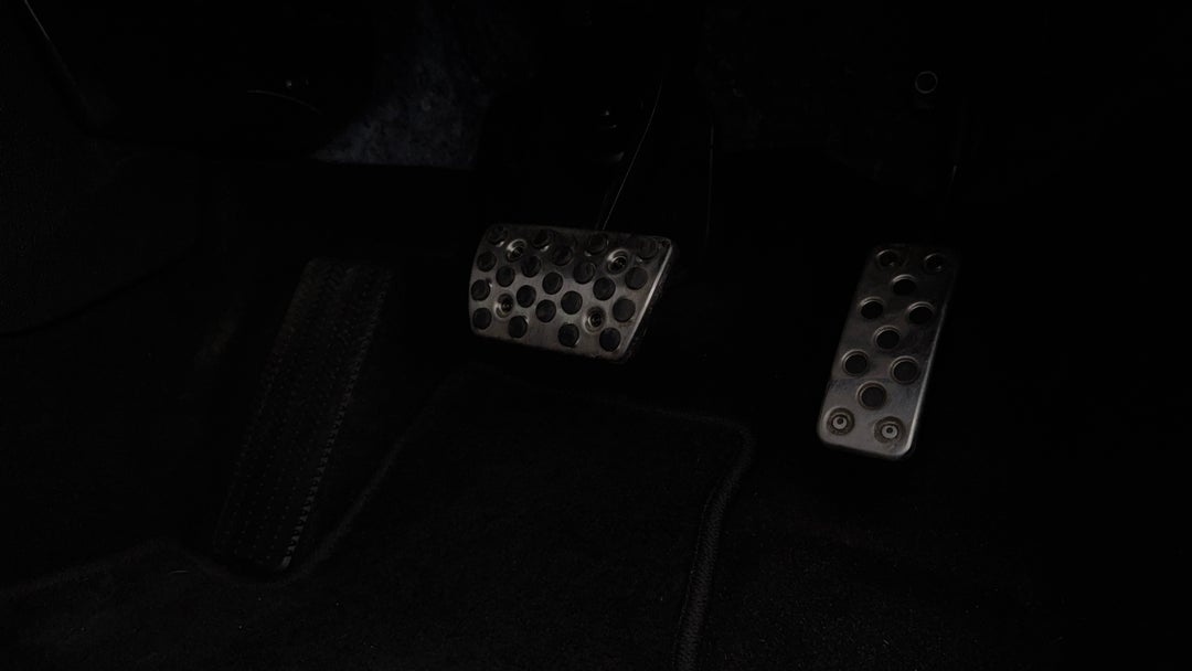 2017 Honda Civic Rs, Automatic, 99960 km, Pedals and Footmat