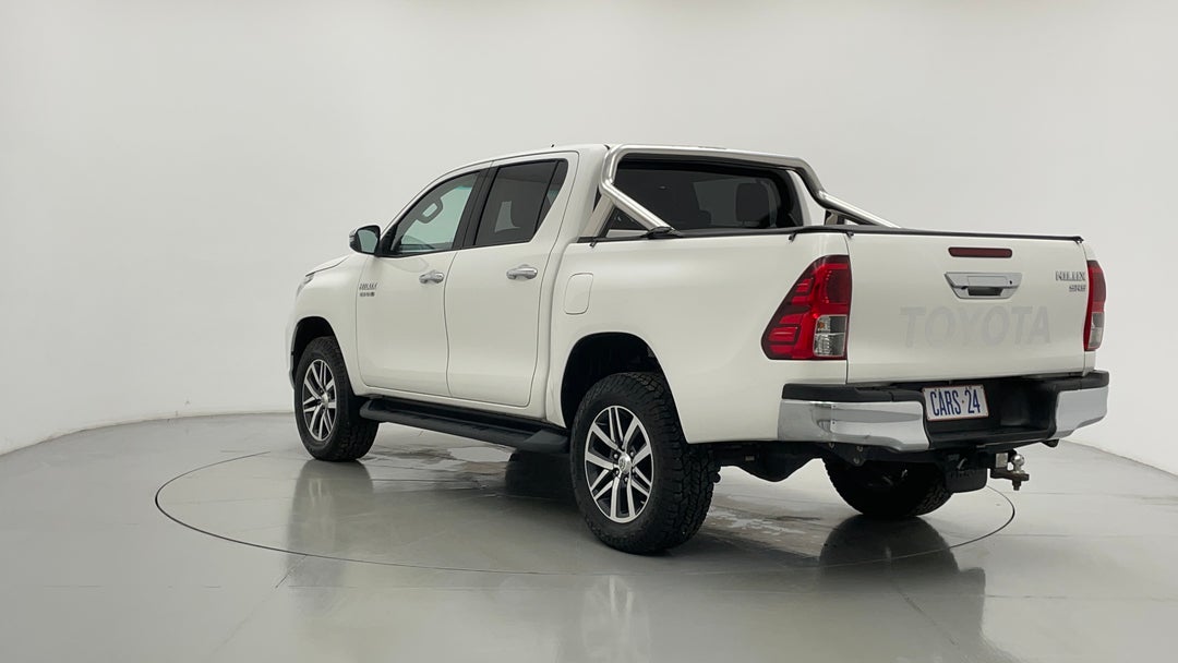 Left Back Diagonal (45- Degree) View