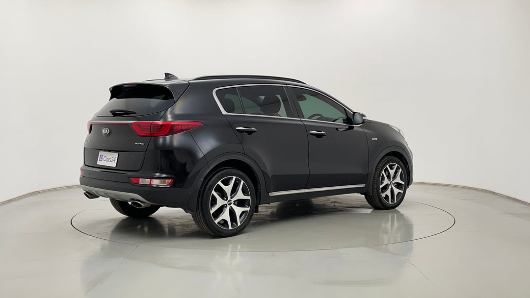 Right Back Diagonal (45- Degree) View