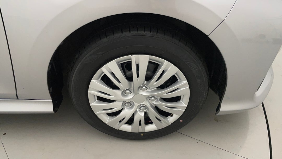 2023 Toyota Yaris Ascent Sport, Automatic, 44012 km, Right Front Wheel