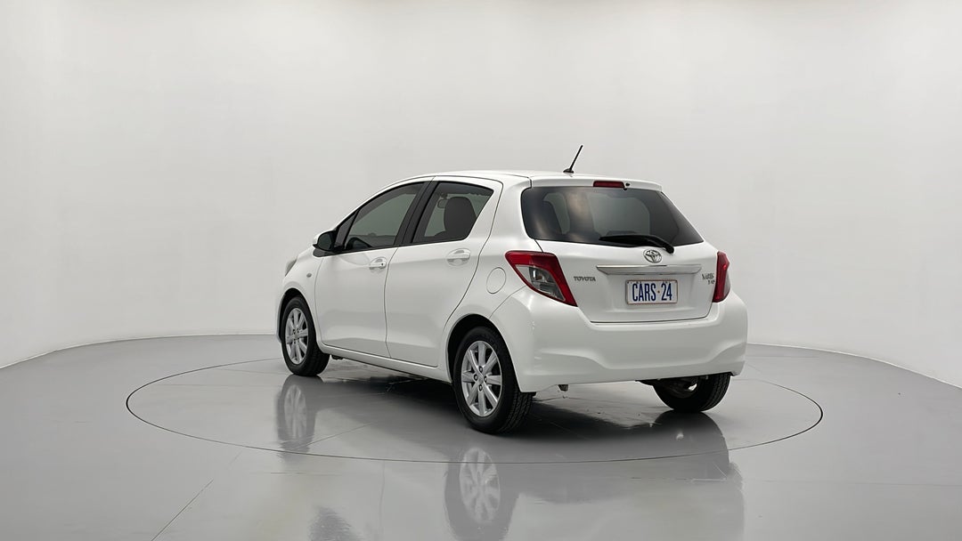 Left Back Diagonal (45- Degree) View