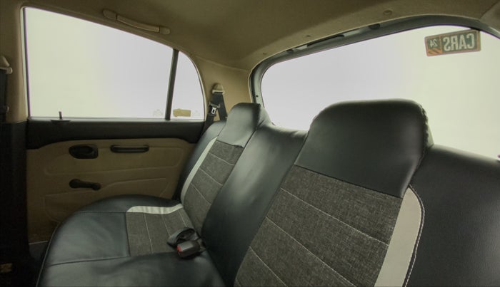 2014 Hyundai Santro Xing GLS, Petrol, Manual, 59,594 km, Right Side Rear Door Cabin