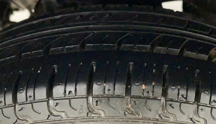 2014 Hyundai Santro Xing GLS, Petrol, Manual, 59,594 km, Right Rear Tyre Tread
