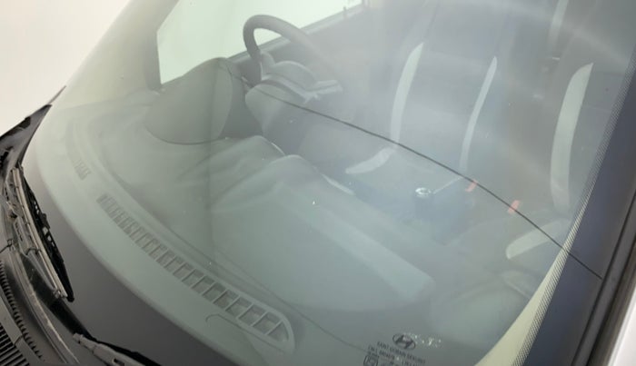 2014 Hyundai Santro Xing GLS, Petrol, Manual, 59,594 km, Front windshield - Minor spot on windshield