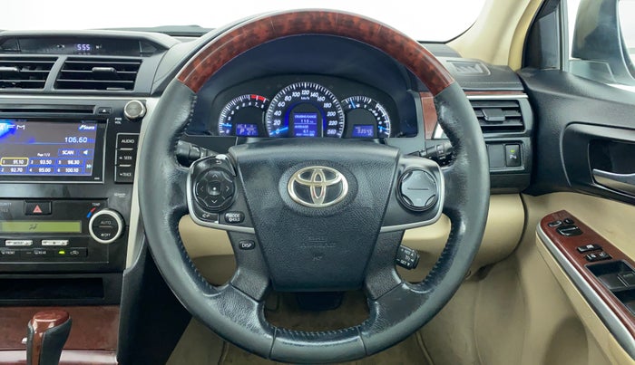 2015 Toyota Camry 2.5 AT, Petrol, Automatic, 93,626 km, Steering Wheel Close Up