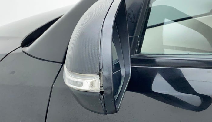 2019 Hyundai Creta SX AT 1.6 PETROL, Petrol, Automatic, 55,766 km, Left rear-view mirror - Cover has minor damage