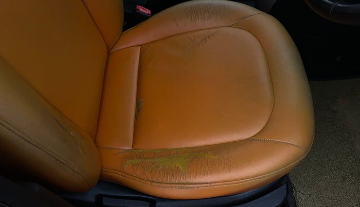 2015 Hyundai Grand i10 ASTA 1.2 KAPPA VTVT, Petrol, Manual, 83,738 km, Driver seat - Cover slightly torn