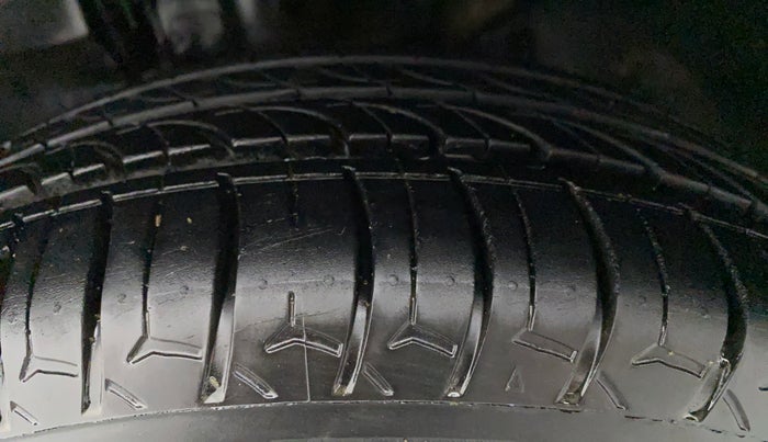 2018 Tata Tiago XT PETROL, CNG, Manual, 55,910 km, Left Front Tyre Tread