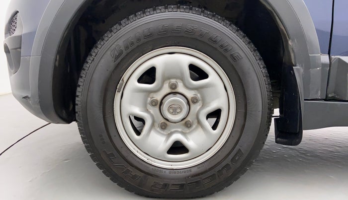2018 Tata Hexa Varicor 320 XE, Diesel, Manual, 36,122 km, Left Front Wheel