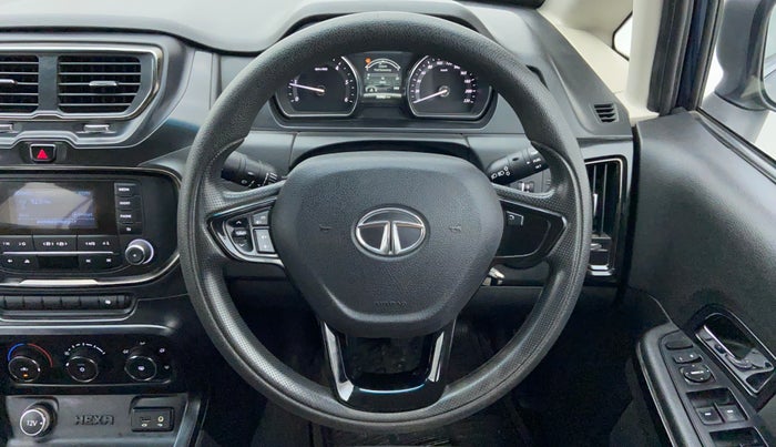 2018 Tata Hexa Varicor 320 XE, Diesel, Manual, 36,122 km, Steering Wheel Close Up