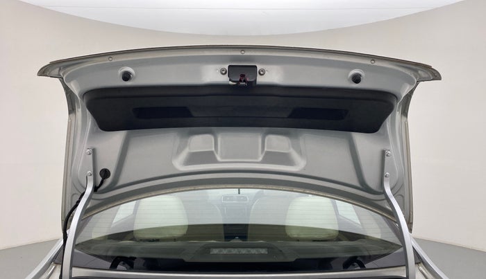 2014 Volkswagen Vento HIGHLINE PETROL, Petrol, Manual, 37,558 km, Boot Door Open