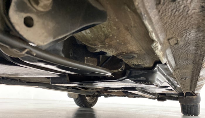 2014 Volkswagen Vento HIGHLINE PETROL, Petrol, Manual, 37,558 km, Right Side Underbody