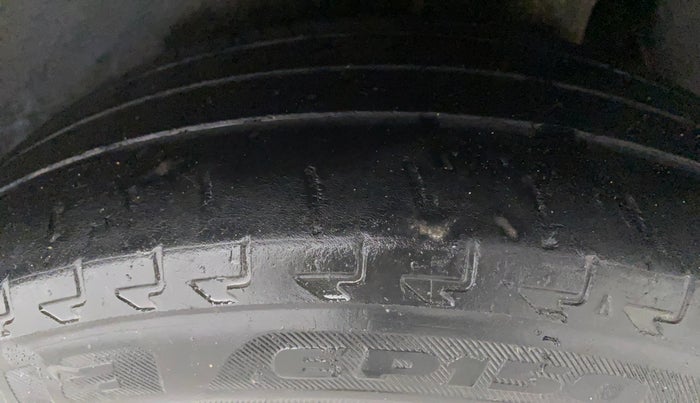 2017 Maruti IGNIS ZETA 1.2 AMT, Petrol, Automatic, 42,566 km, Left Rear Tyre Tread