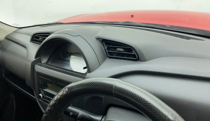 2019 Maruti S PRESSO VXI AMT, Petrol, Automatic, 75,409 km, Dashboard - Minor scratches