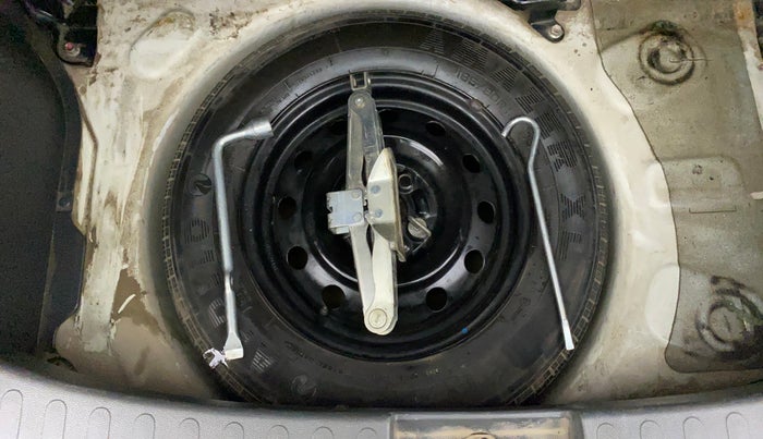 2012 Maruti Ritz VXI, Petrol, Manual, 1,11,046 km, Spare Tyre