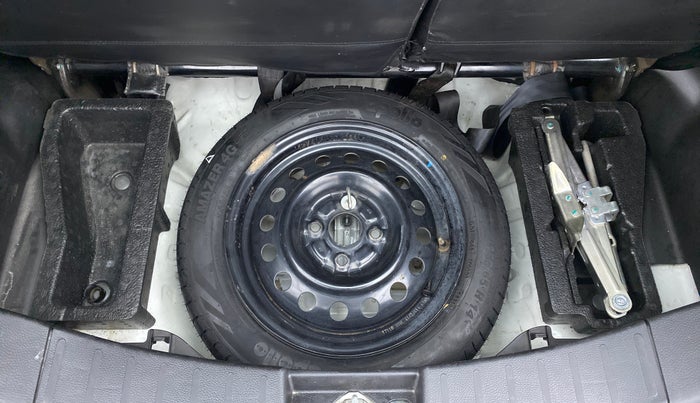 2017 Maruti Wagon R 1.0 VXI, Petrol, Manual, 51,781 km, Spare Tyre