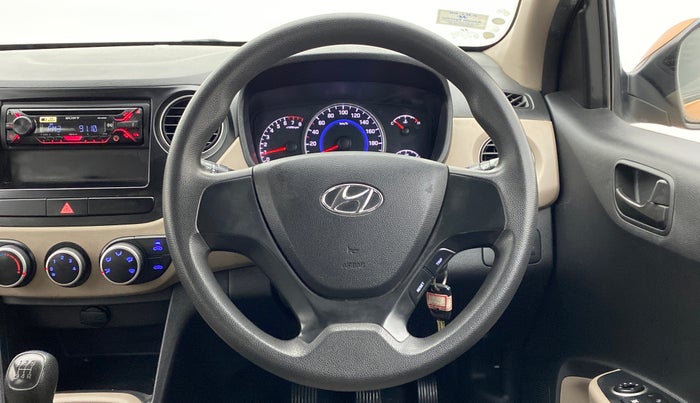 2017 Hyundai Grand i10 MAGNA 1.2 KAPPA VTVT, Petrol, Manual, 26,312 km, Steering Wheel Close Up