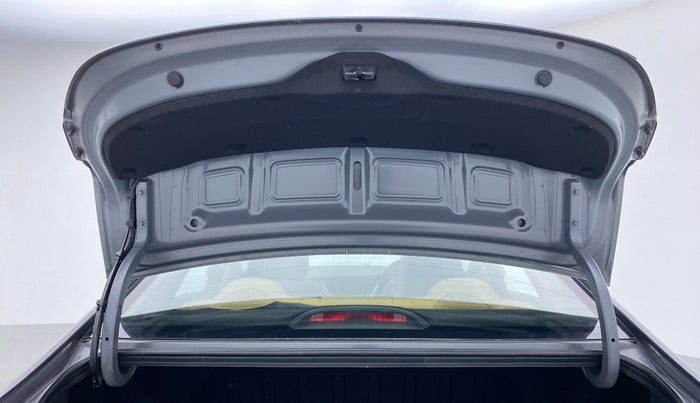 2018 Hyundai Verna 1.6 SX VTVT, Petrol, Manual, 34,323 km, Boot Door Open