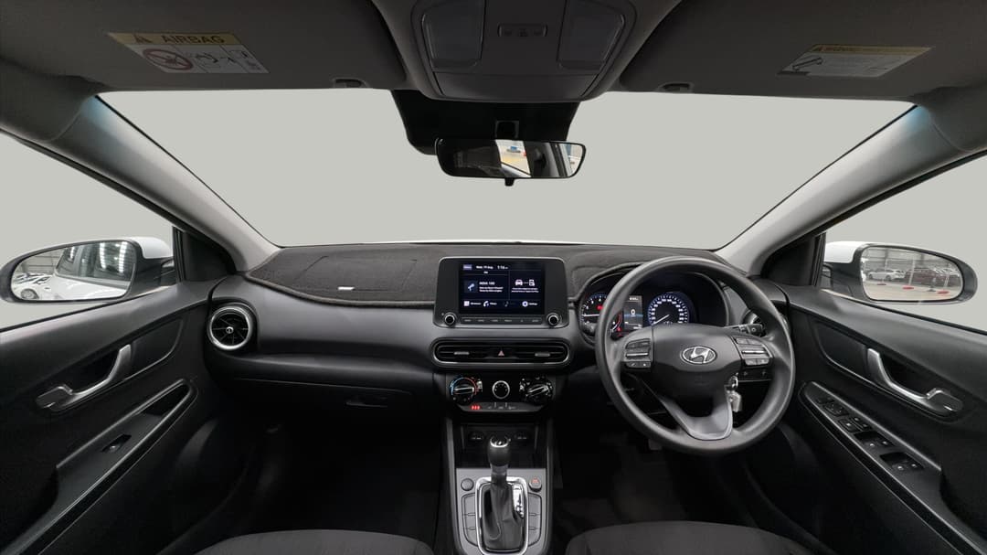 2021 Hyundai Kona (FWD), Automatic, 102614 km, Dashboard View