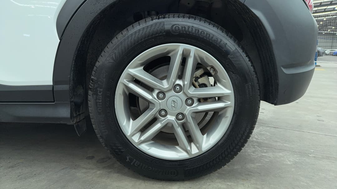 2021 Hyundai Kona (FWD), Automatic, 102614 km, Left Rear Wheel