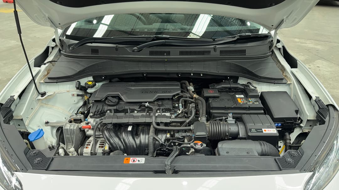 2021 Hyundai Kona (FWD), Automatic, 102614 km, Open Bonnet (Engine)