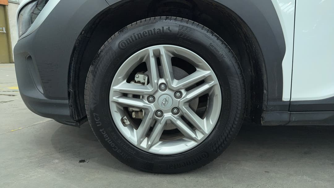2021 Hyundai Kona (FWD), Automatic, 102614 km, Left Front Wheel