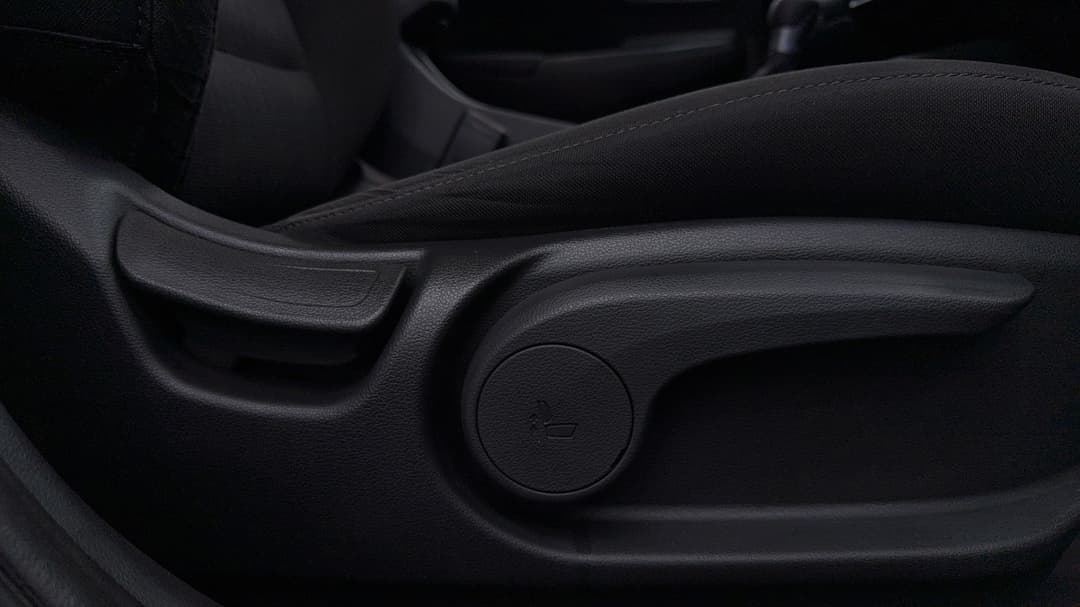 2021 Hyundai Kona (FWD), Automatic, 102614 km, Drivers Side Adjustment Panel