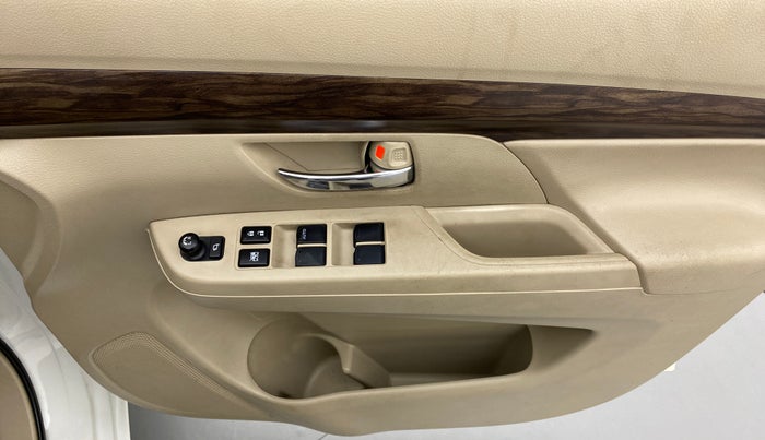 2020 Maruti Ertiga VXI SHVS, Petrol, Manual, 13,814 km, Driver Side Door Panels Control
