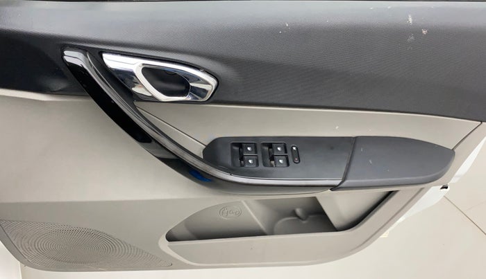 2017 Tata Tiago XZA PETROL, Petrol, Automatic, 45,408 km, Driver Side Door Panels Control
