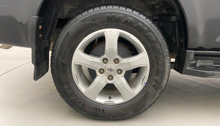 2018 Mahindra Scorpio S11, Diesel, Manual, 40,233 km, Right Rear Wheel