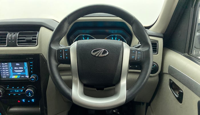 2018 Mahindra Scorpio S11, Diesel, Manual, 40,233 km, Steering Wheel Close Up