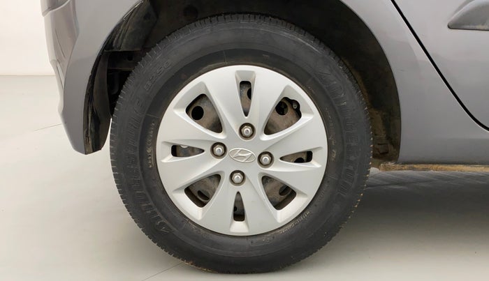 2012 Hyundai i10 MAGNA 1.2, Petrol, Manual, 67,944 km, Right Rear Wheel