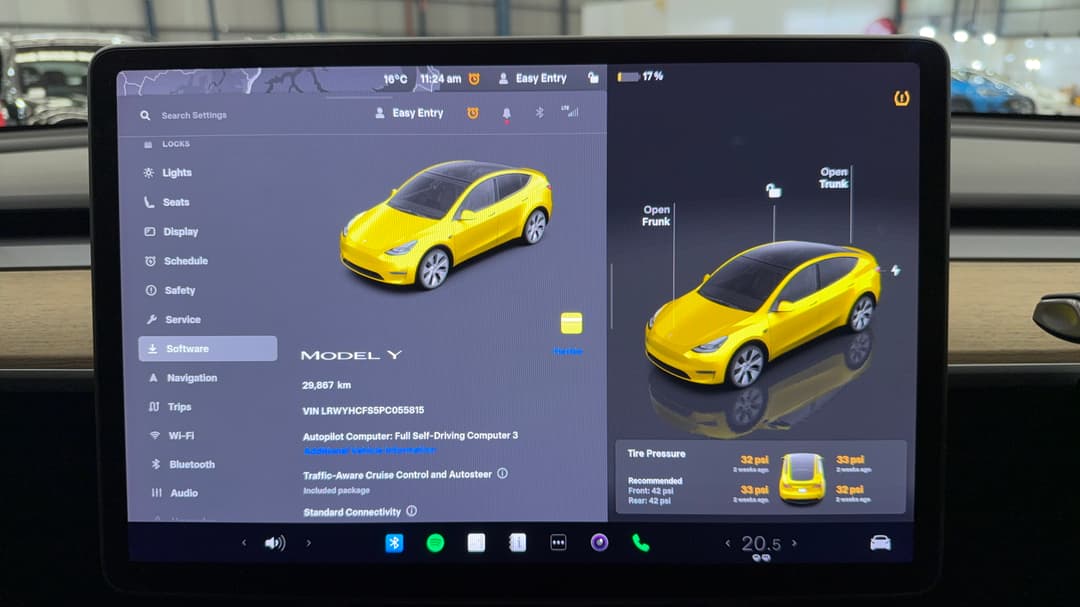 2023 Tesla Model Y Rear-wheel Drive, Automatic, 29867 km, Odometer View