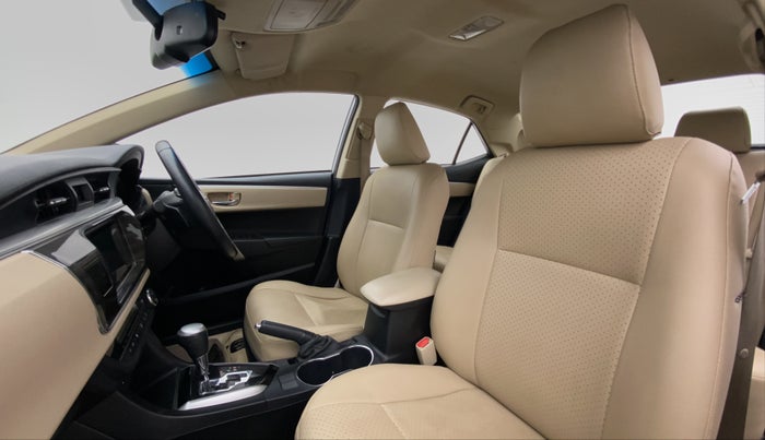 2015 Toyota Corolla Altis VL AT, Petrol, Automatic, 51,328 km, Right Side Front Door Cabin View