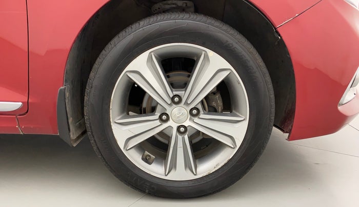 2018 Hyundai Verna 1.6 VTVT SX, Petrol, Manual, 55,600 km, Right Front Wheel