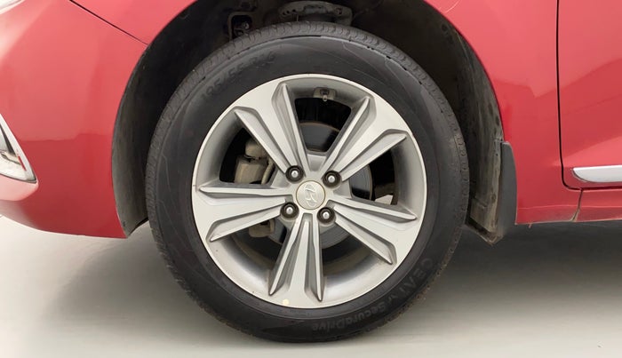 2018 Hyundai Verna 1.6 VTVT SX, Petrol, Manual, 55,600 km, Left Front Wheel