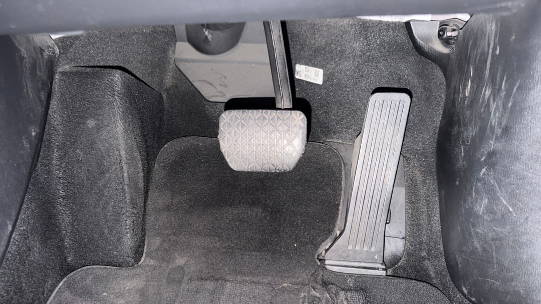 2021 Mazda CX-5 Maxx (FWD), Automatic, 86591 km, Pedals and Footmat