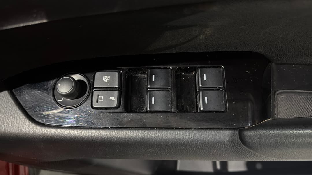 2021 Mazda CX-5 Maxx (FWD), Automatic, 86591 km, Drivers Side Door Panel Controls