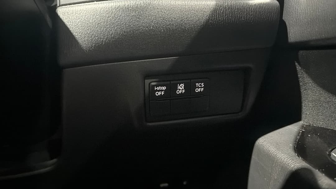 2021 Mazda CX-5 Maxx (FWD), Automatic, 86591 km, Utility Switches/Buttons